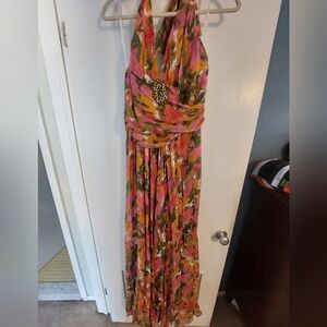 Formal Halter Style Dress size 16 EUC